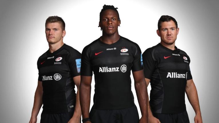 Saracens pose