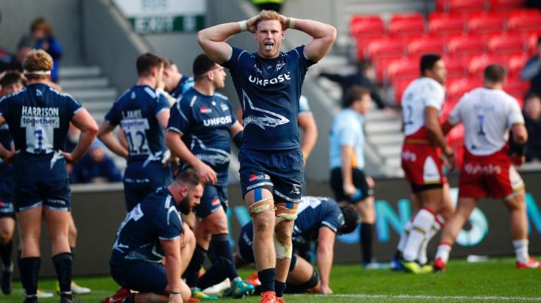 du Preez takes breather