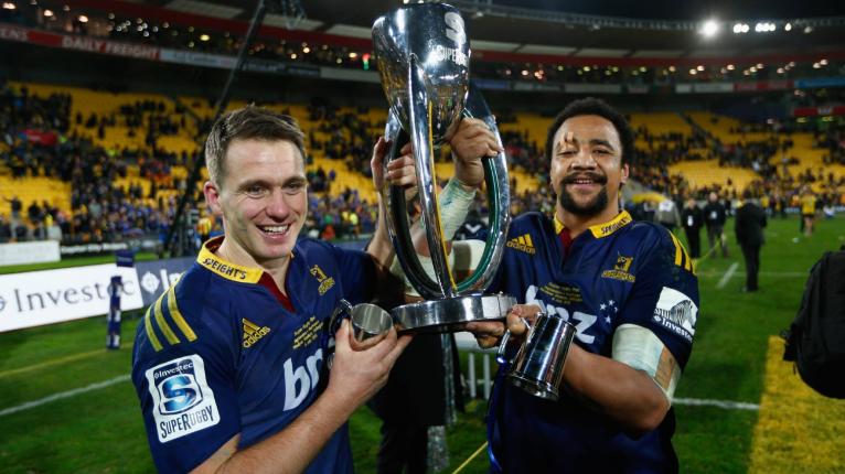 Nasi celebrates Super title 