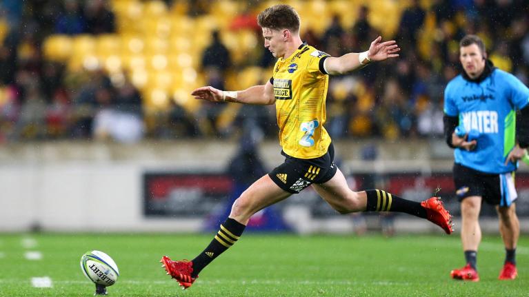 Jordie Barrett commits to Hurricanes for 2021