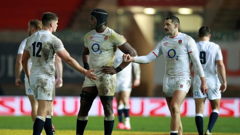 England make one change in XV to face France, opt for 5/3 split on bench