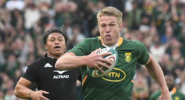 The Nigel Owens verdict on the du Toit 'dangerous play' red card