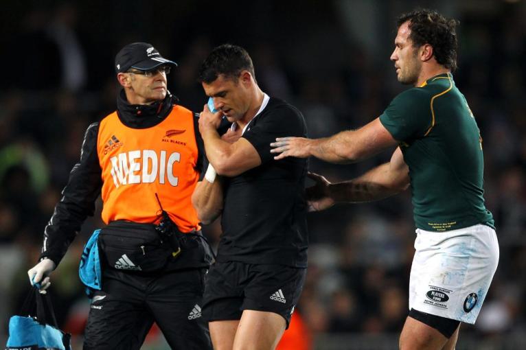 Dan Carter and Bismarck du Plessis