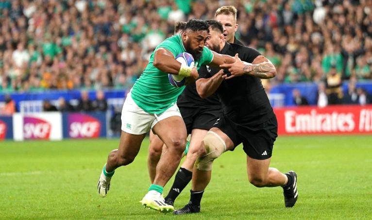 Wayne Barnes Bundee AKi