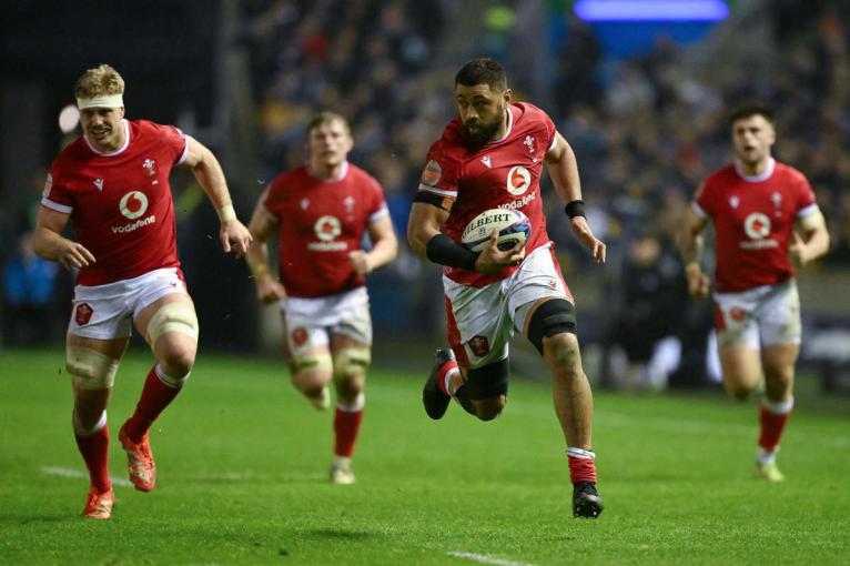 Taulupe Faletau