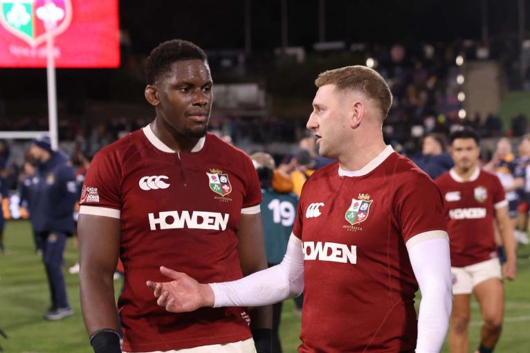 Maro Itoje and Finn Russell