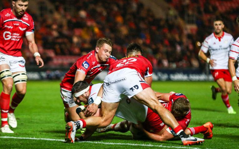 Scarlets v Munster
