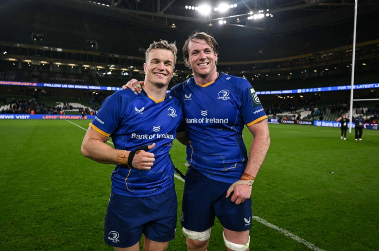 Josh van der Flier y Ryan Baird