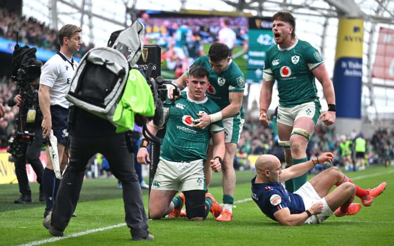 Dan Sheehan, Ireland v France
