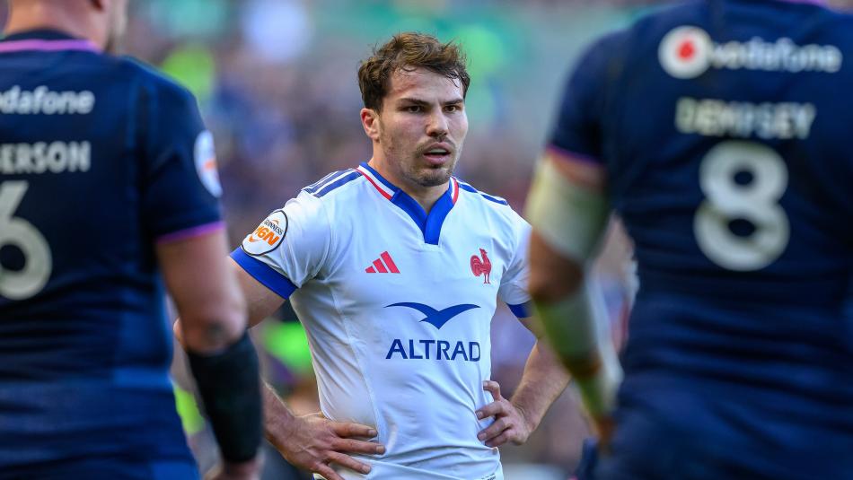 Antoine Dupont during a press conference