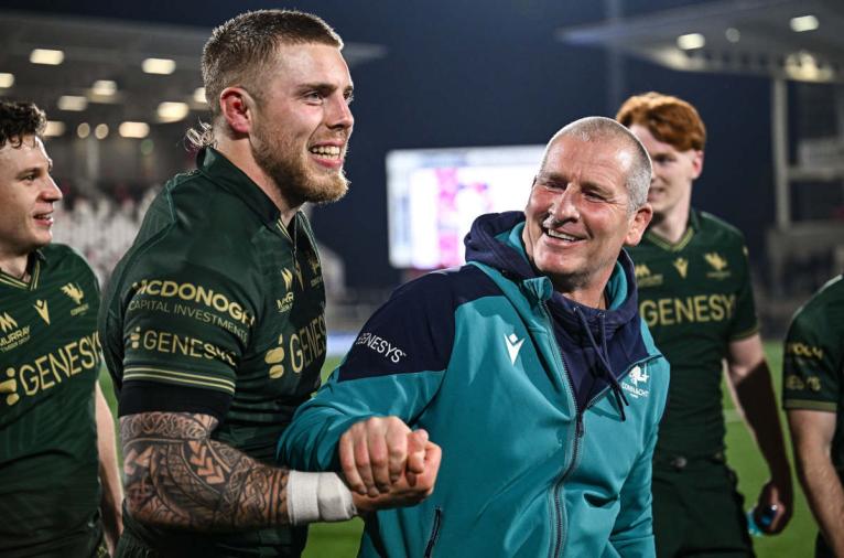 Stuart Lancaster celebrates with Sean Jansen
