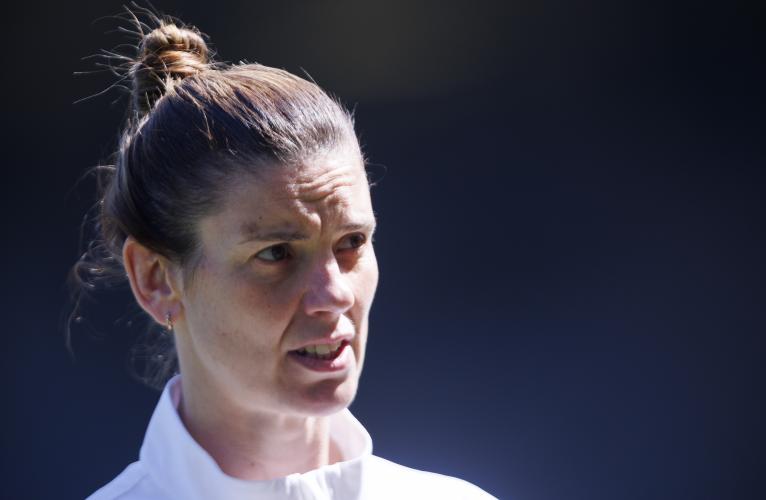England's Defence Coach Sarah Hunter