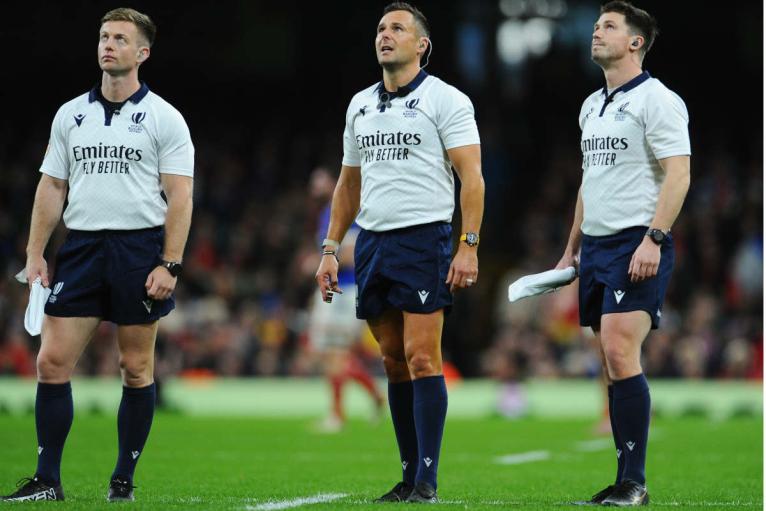 Referees wait for TMO