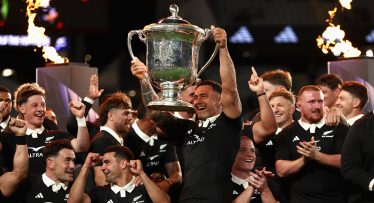 Steve Hansen weighs in on the All Blacks' Bledisloe demolition job