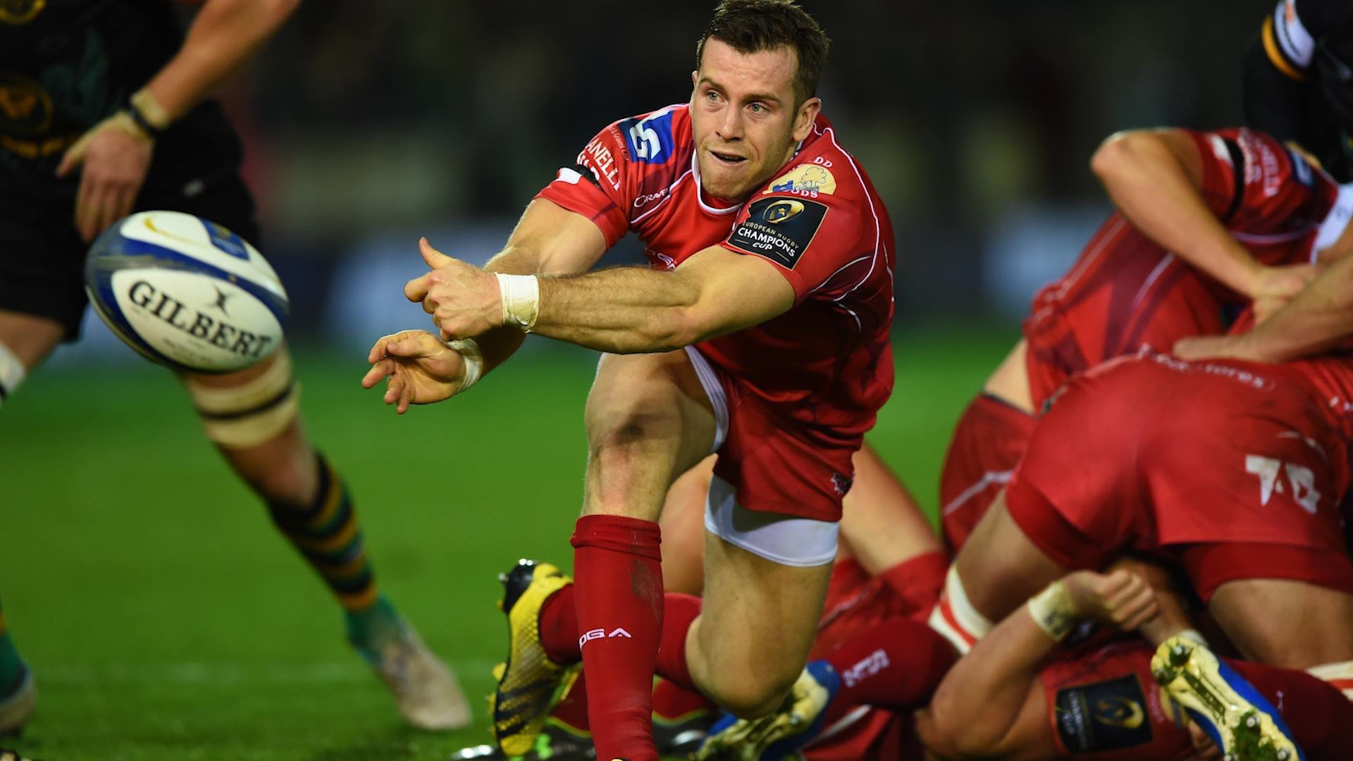 Wales scrum-half Davies apology over brutal Dragons verbal smackdown