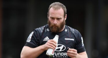 Ireland's Oli Jager extends time in New Zealand