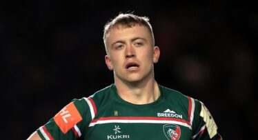 Two uncapped names in Wales' squad of 33 for the South Africa tour