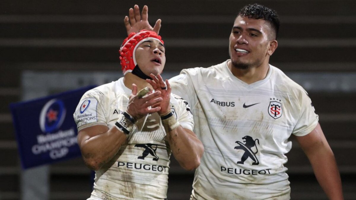 Video Kolbe Inflicts Sidestepping Groundhog Day On Jacob Stockdale