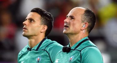 Jaco Peyper denied in 'robust and direct terms' a Nic Berry claim