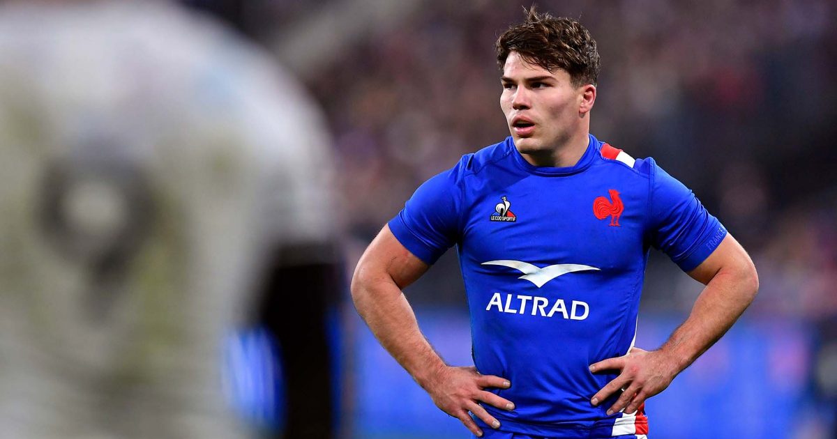 France name 7 uncapped players in a 42-man squad featuring Dupont
