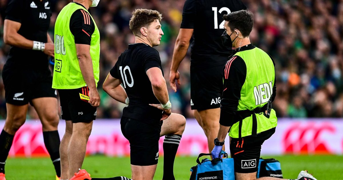 Beauden Barrett still battling concussion ahead of Super Rugby Pacific