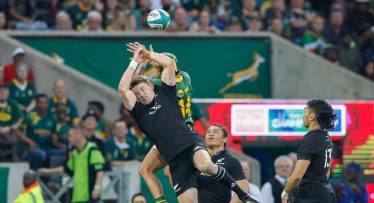 Rassie Erasmus tweets 'spot on' 34-word reply to Barrett interview