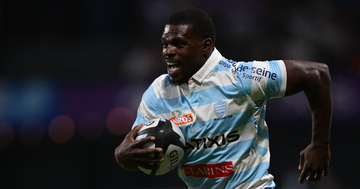Wade stays on at Racing 92