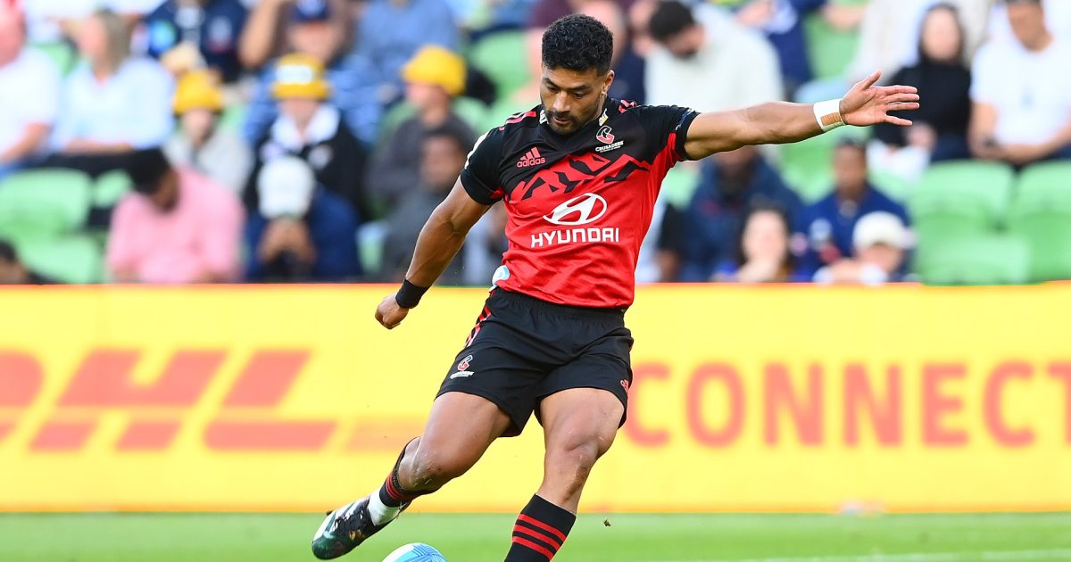 Richie Mo'unga steers Crusaders to big win over Highlanders
