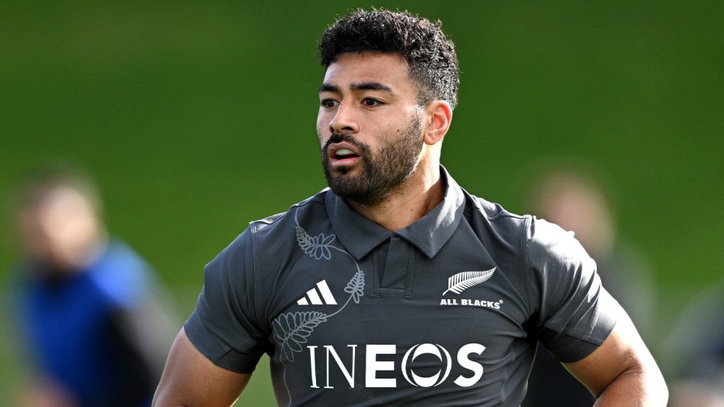 Richie Mo'unga receives long-awaited All Blacks call-up