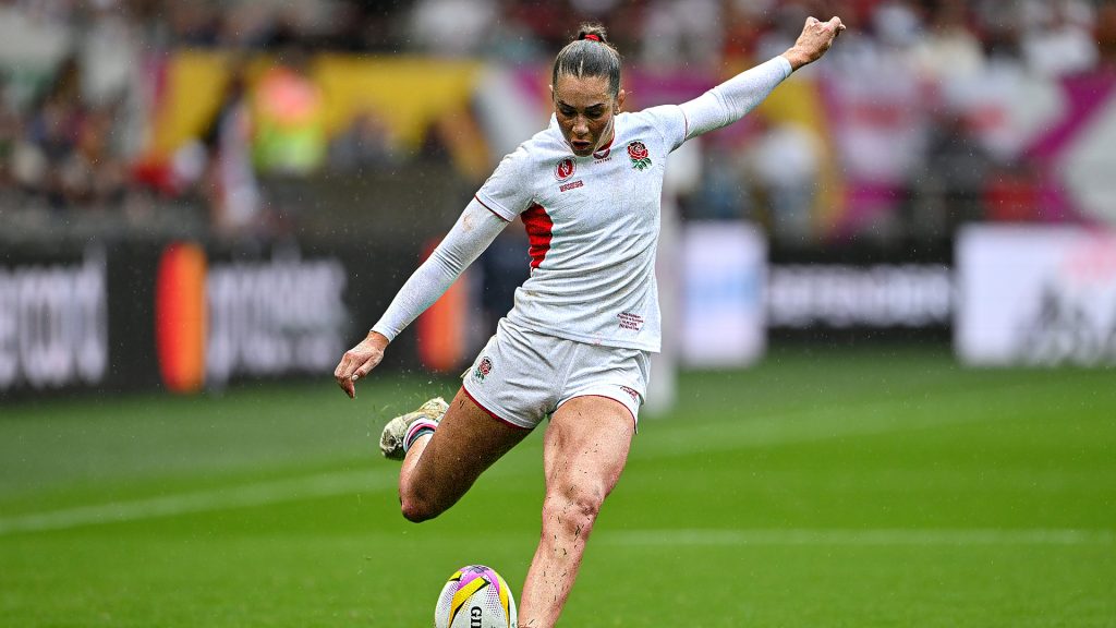 Holly Aitchison reaches Red Roses milestone as major stars return from injury