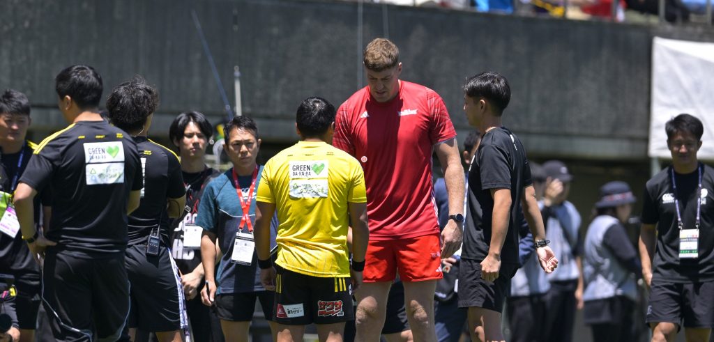 Retallick y Savea, figuras de los All Blacks, buscan su primer título en Japón
