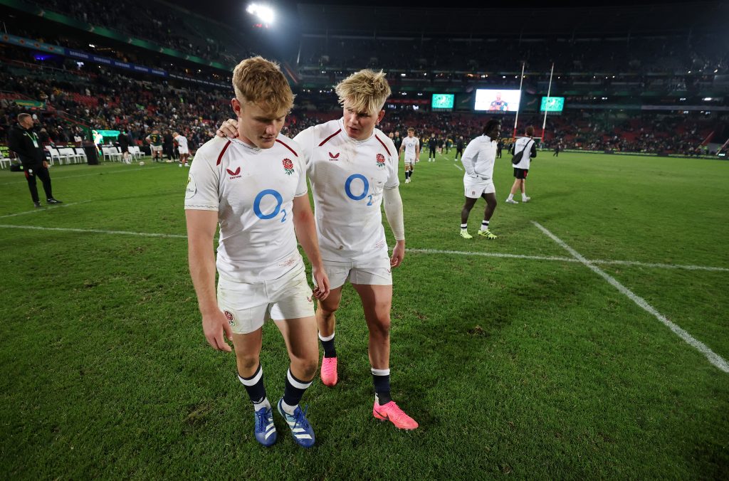 Fin Smith injury scare leads to change to England training squad