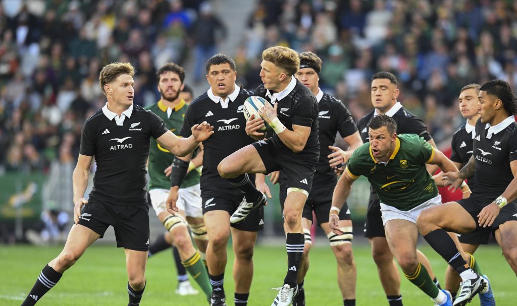 Israel Dagg weighs in on All Blacks' ongoing high-ball struggles