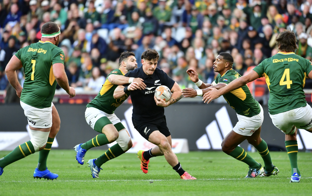 Dave Rennie weighs in on Leroy Carter's defensive display against Boks