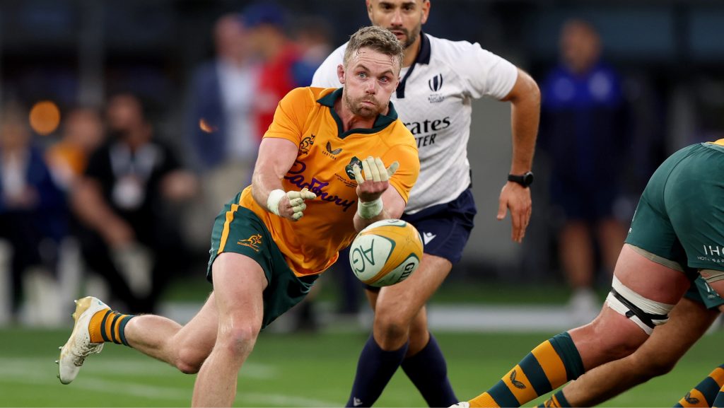 Why Wallabies scrum-half Ryan Lonergan plays with taped fingers