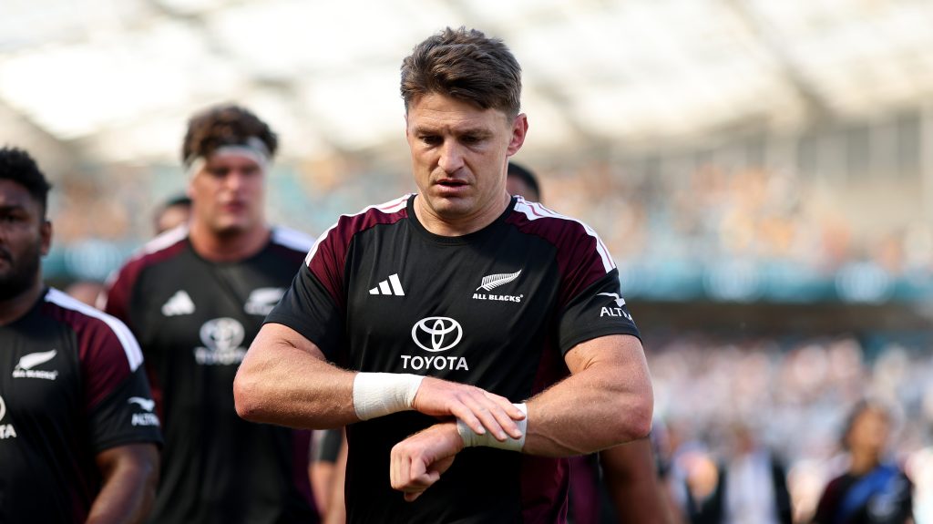 Graham Henry: 'You wonder, he's a 35-year-old superstar... old father time'