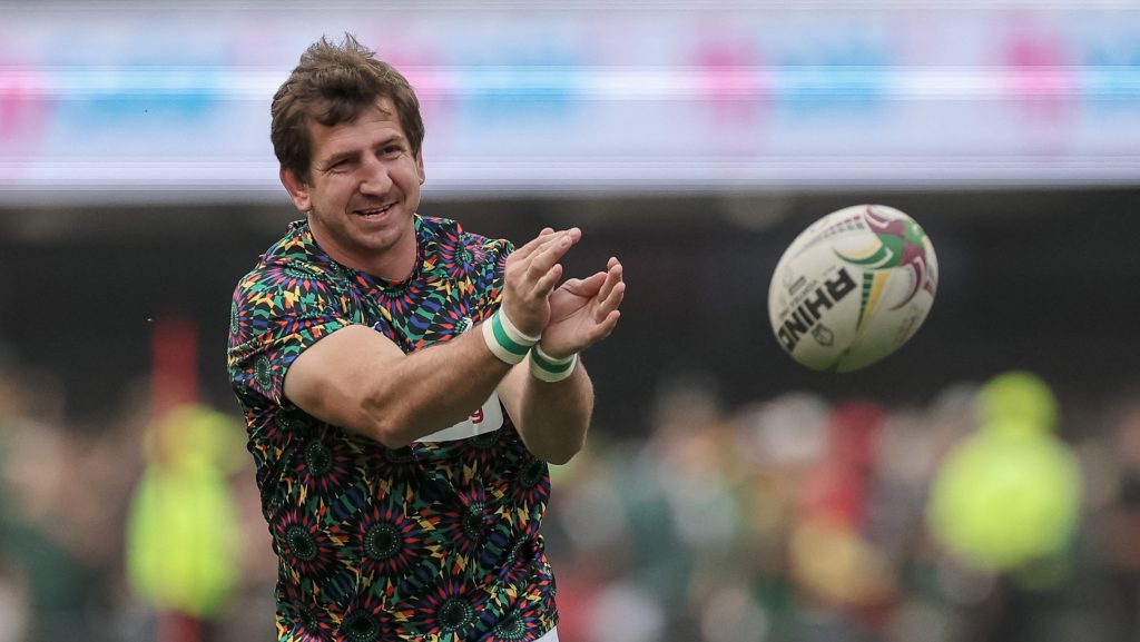 Double World Cup winner Kwagga Smith signs for the Bulls