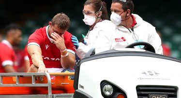 'It was a shock to everyone' - The latest on Leigh Halfpenny's knee injury